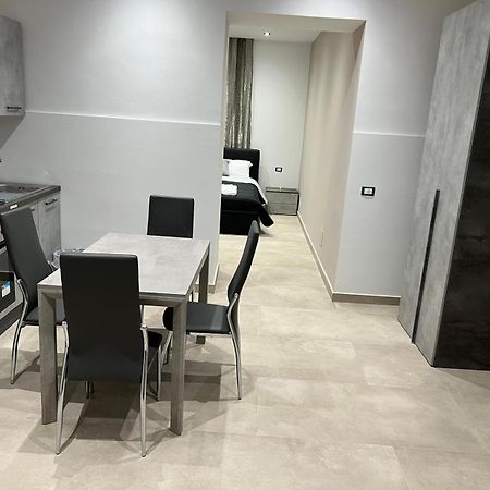 Le Suite Del Corso Italia Aeroporto di Catania Fontana Rossa Esterno foto