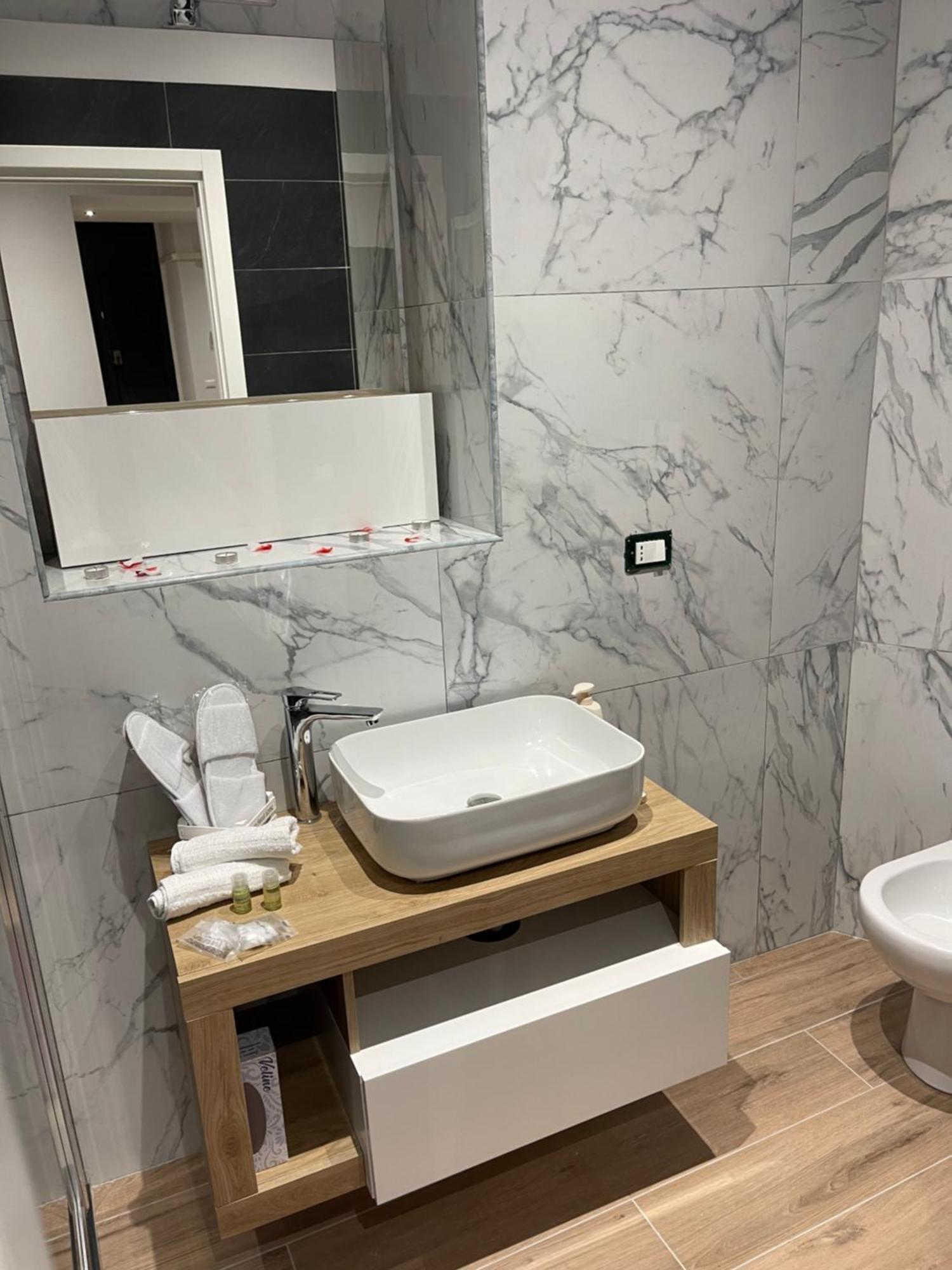 Le Suite Del Corso Italia Aeroporto di Catania Fontana Rossa Esterno foto